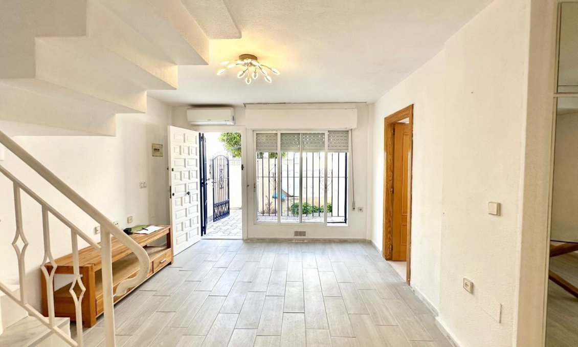 Segunda mano - Town House -
Torrevieja - Carrefour