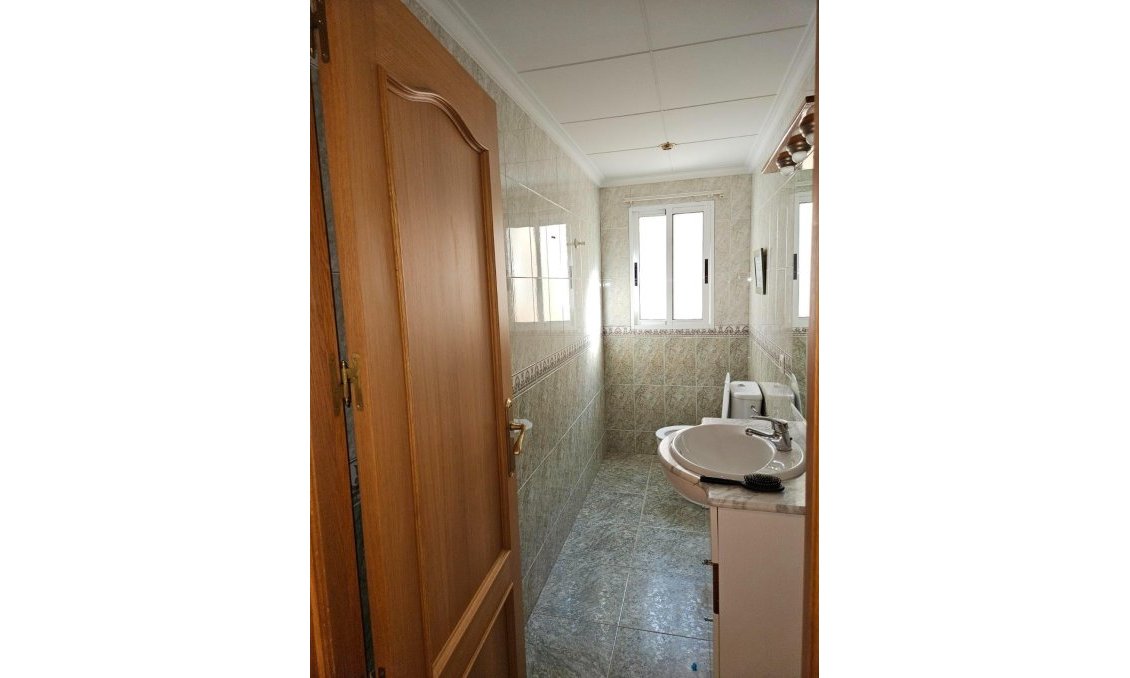 Revente - Appartement -
Monóvar/Monóver - Comunidad Valenciana