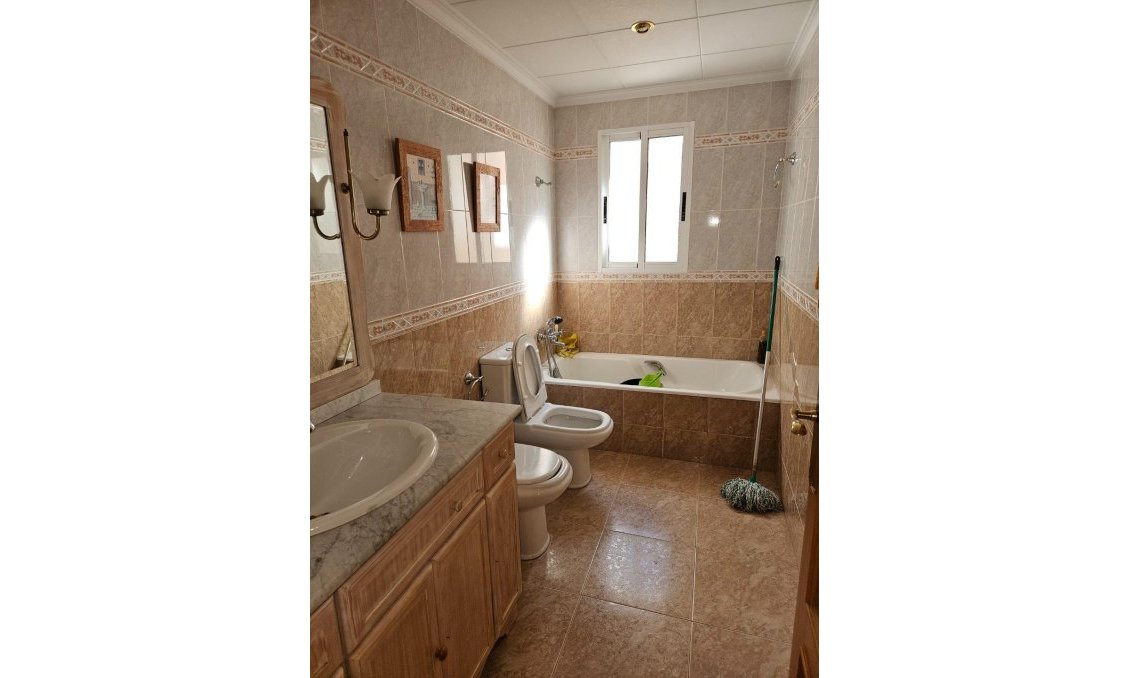 Revente - Appartement -
Monóvar/Monóver - Comunidad Valenciana
