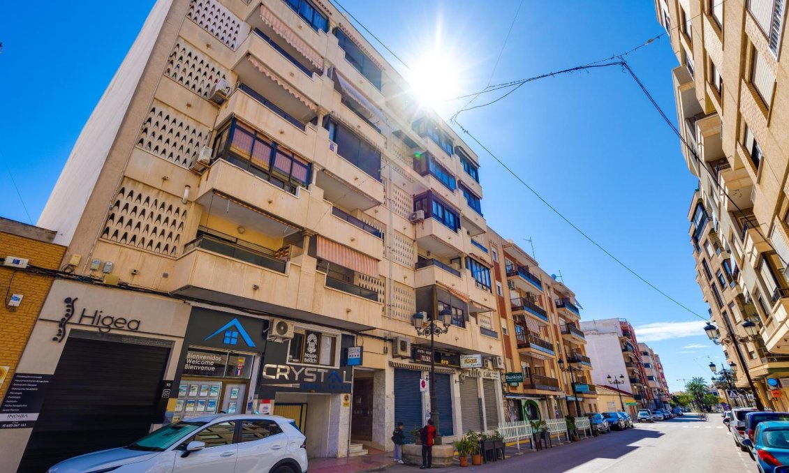 Segunda mano - Apartamento -
Guardamar del Segura - Pueblo
