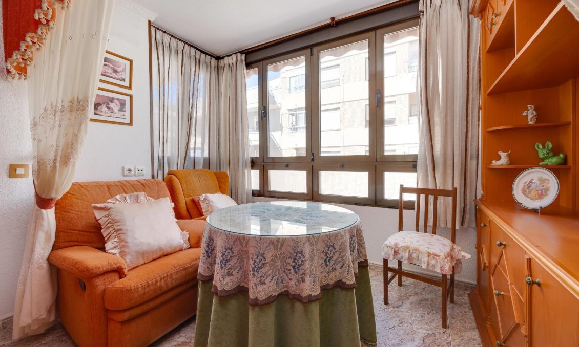 Segunda mano - Apartamento -
Guardamar del Segura - Pueblo