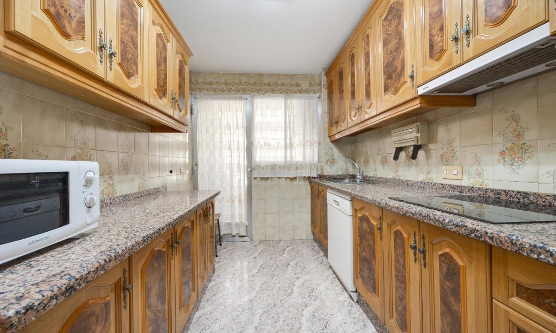 Segunda mano - Apartamento -
Guardamar del Segura - Pueblo