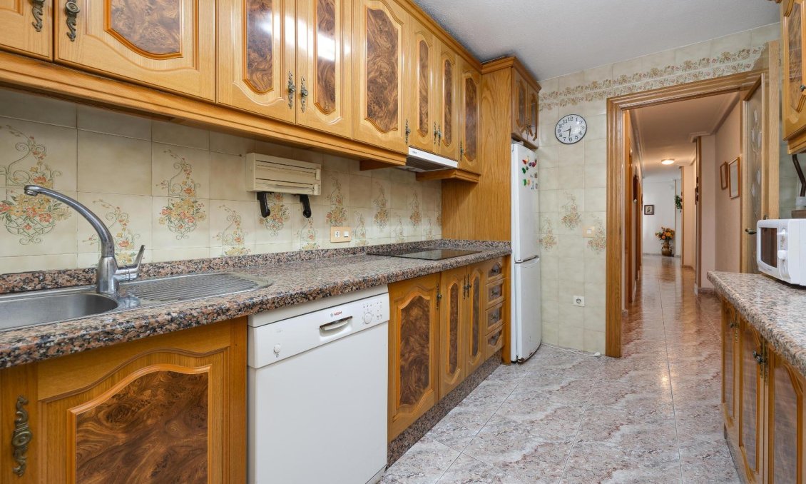 Segunda mano - Apartamento -
Guardamar del Segura - Pueblo