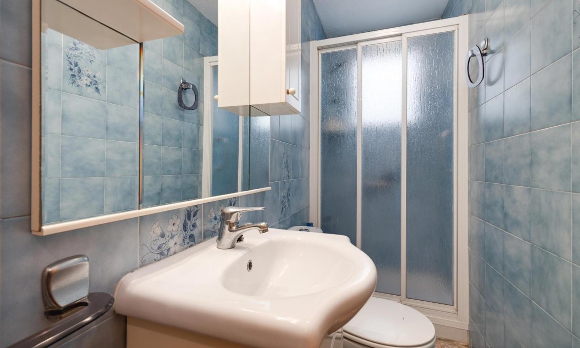 Segunda mano - Apartamento -
Guardamar del Segura - Pueblo