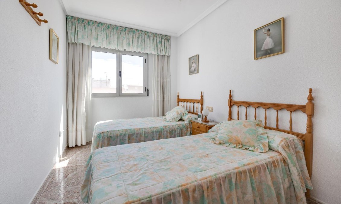Segunda mano - Apartamento -
Guardamar del Segura - Pueblo