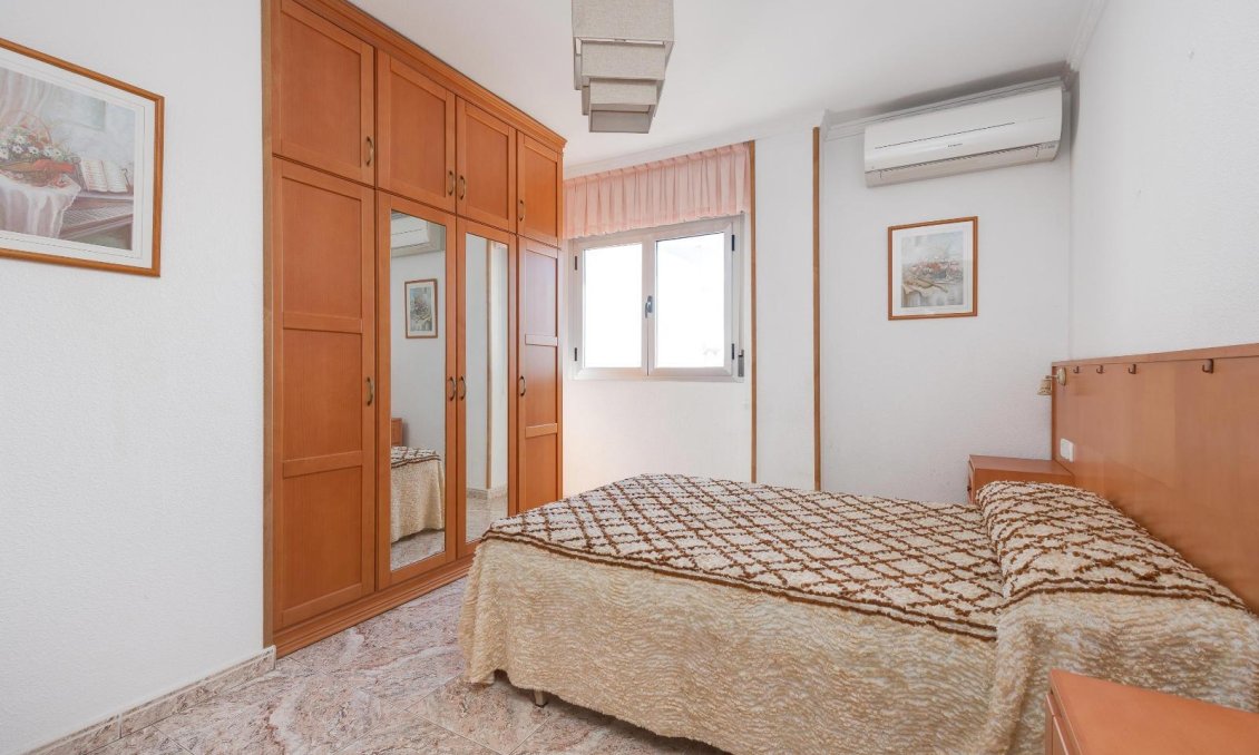 Segunda mano - Apartamento -
Guardamar del Segura - Pueblo