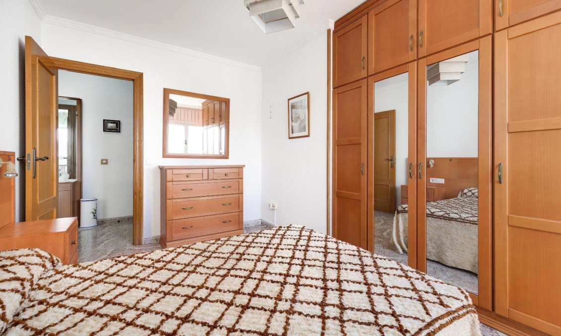 Segunda mano - Apartamento -
Guardamar del Segura - Pueblo
