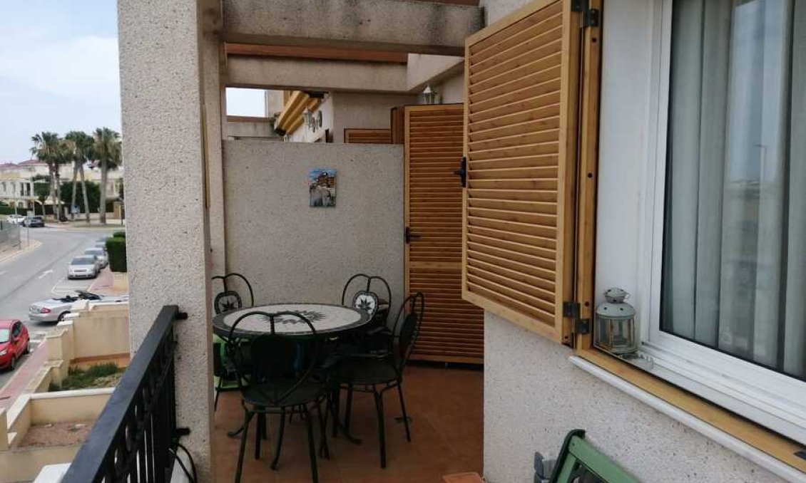 Segunda mano - Duplex -
Daya Vieja - Costa Blanca