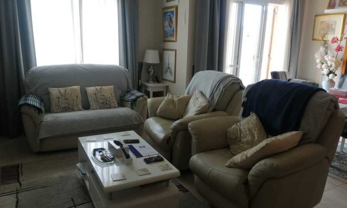 Segunda mano - Duplex -
Daya Vieja - Costa Blanca