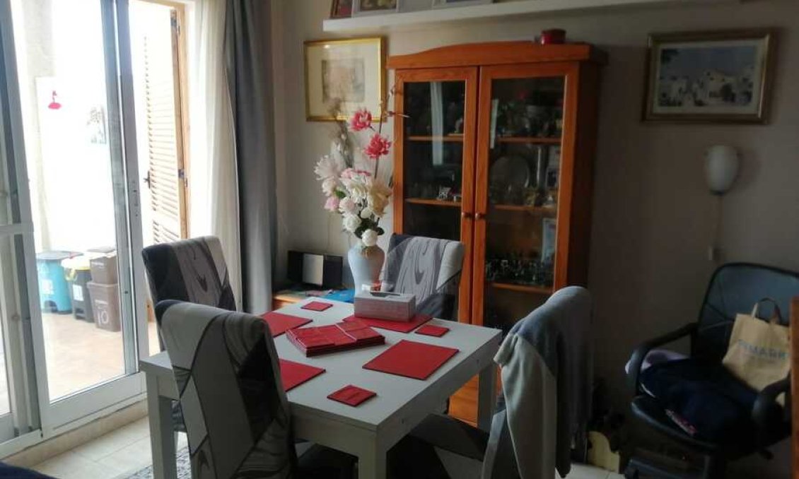 Segunda mano - Duplex -
Daya Vieja - Costa Blanca