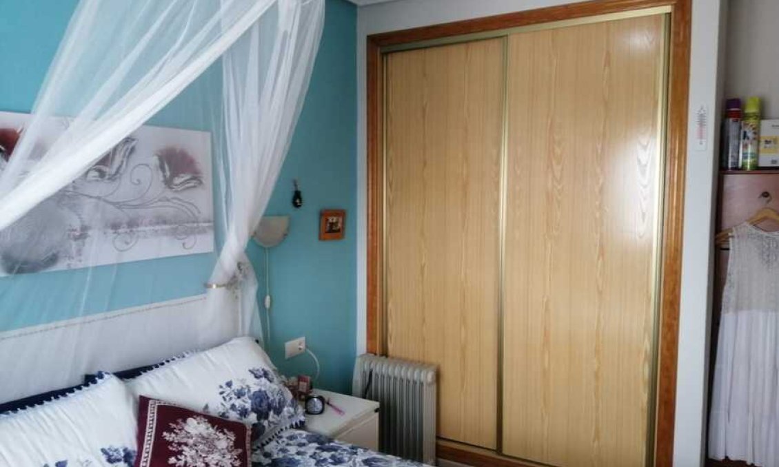 Segunda mano - Duplex -
Daya Vieja - Costa Blanca