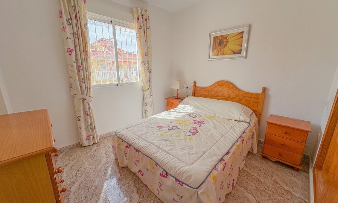 Segunda mano - Apartamento -
Villamartin - Costa Blanca