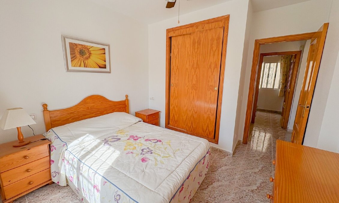 Segunda mano - Apartamento -
Villamartin - Costa Blanca