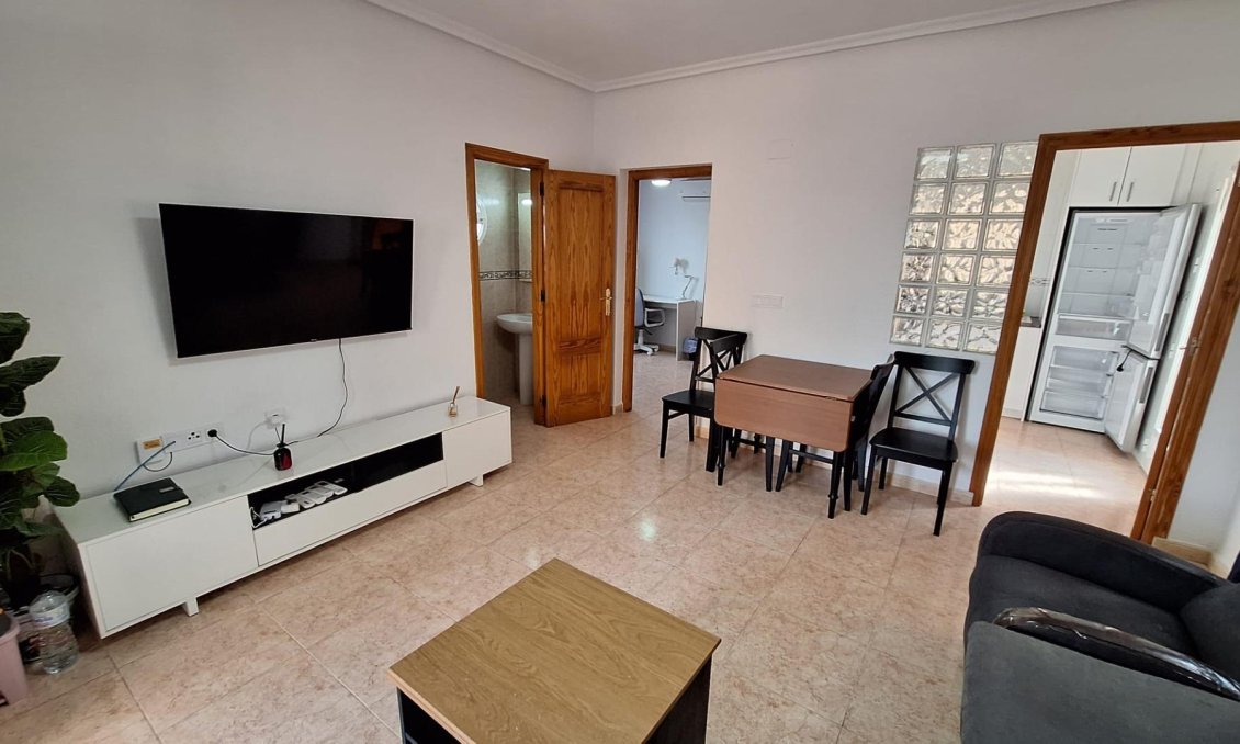 Használt Ingatlanok - Villa -
Orihuela Costa - Villamartín-las Filipinas