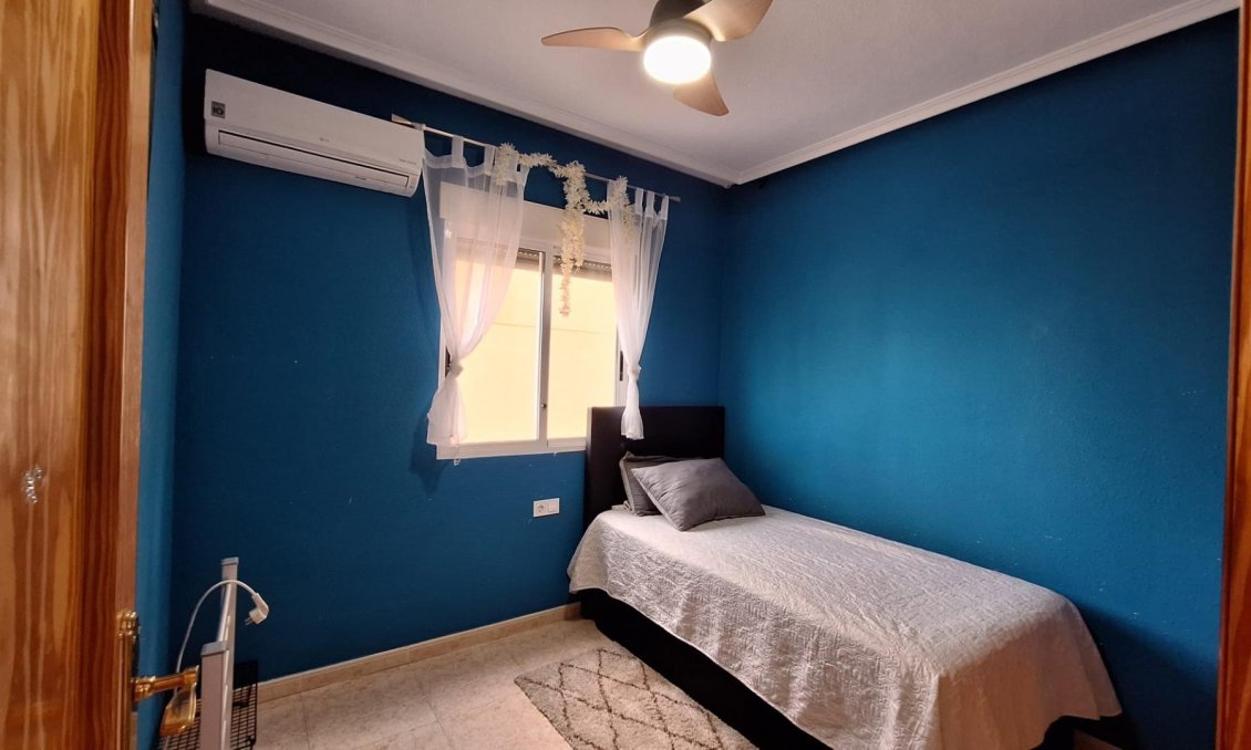 Használt Ingatlanok - Villa -
Orihuela Costa - Villamartín-las Filipinas