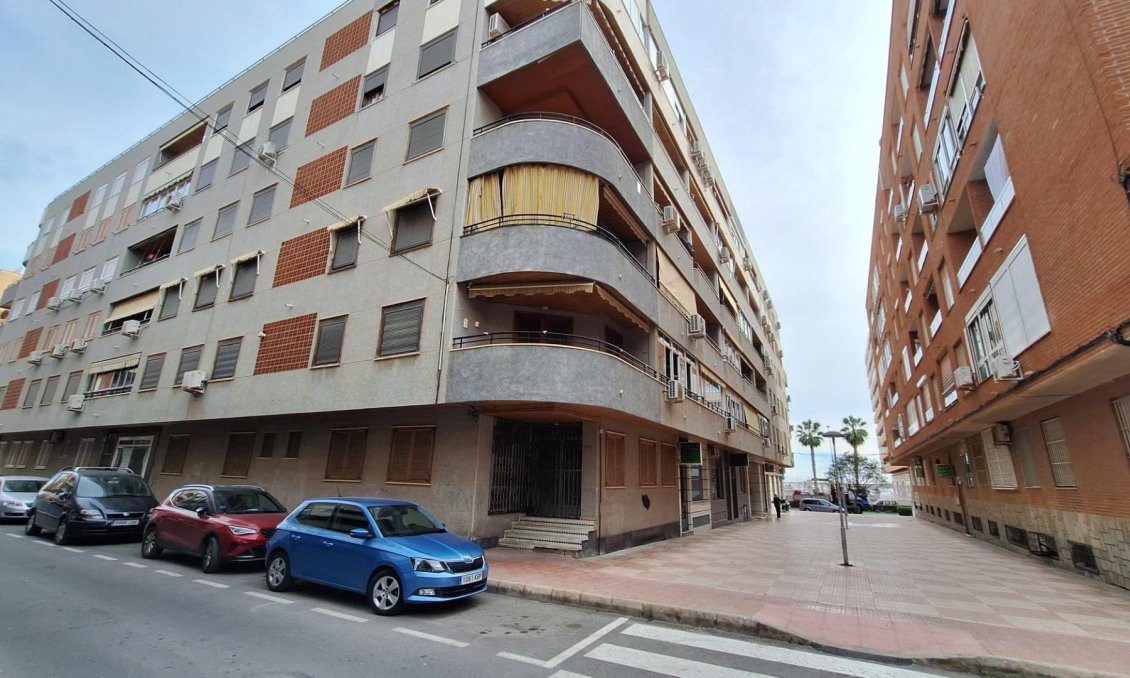 Segunda mano - Apartamento -
Torrevieja - Acequion