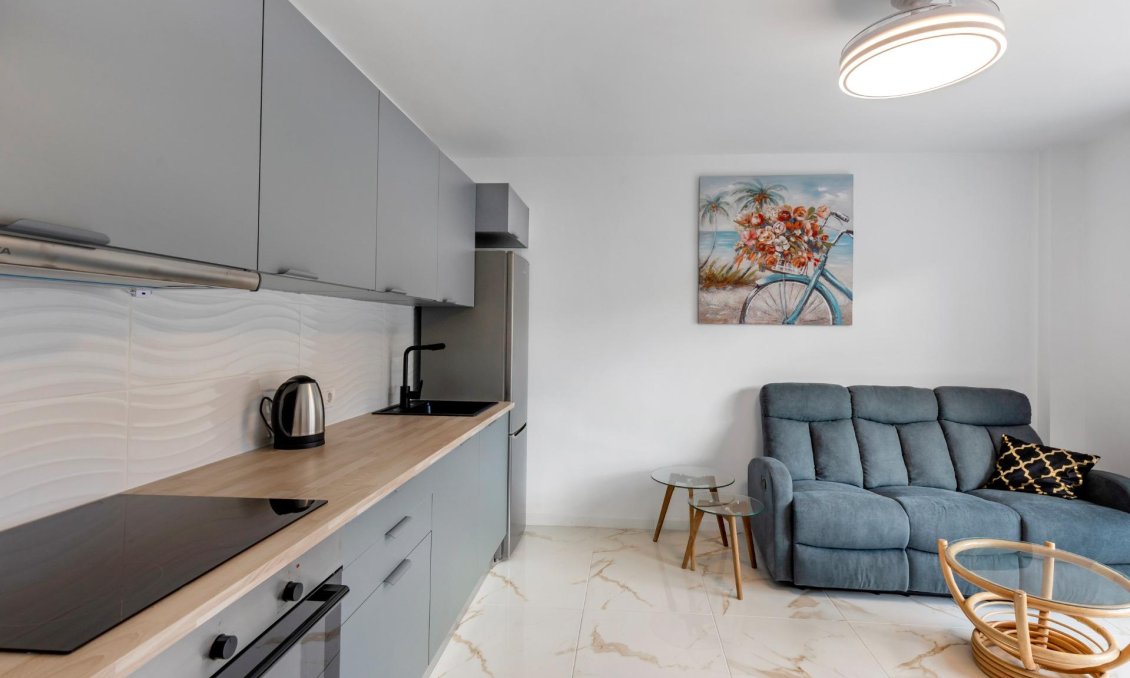 Segunda mano - Apartamento -
Torrevieja - Playa del Cura