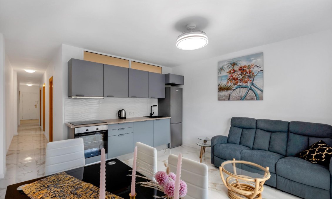 Segunda mano - Apartamento -
Torrevieja - Playa del Cura