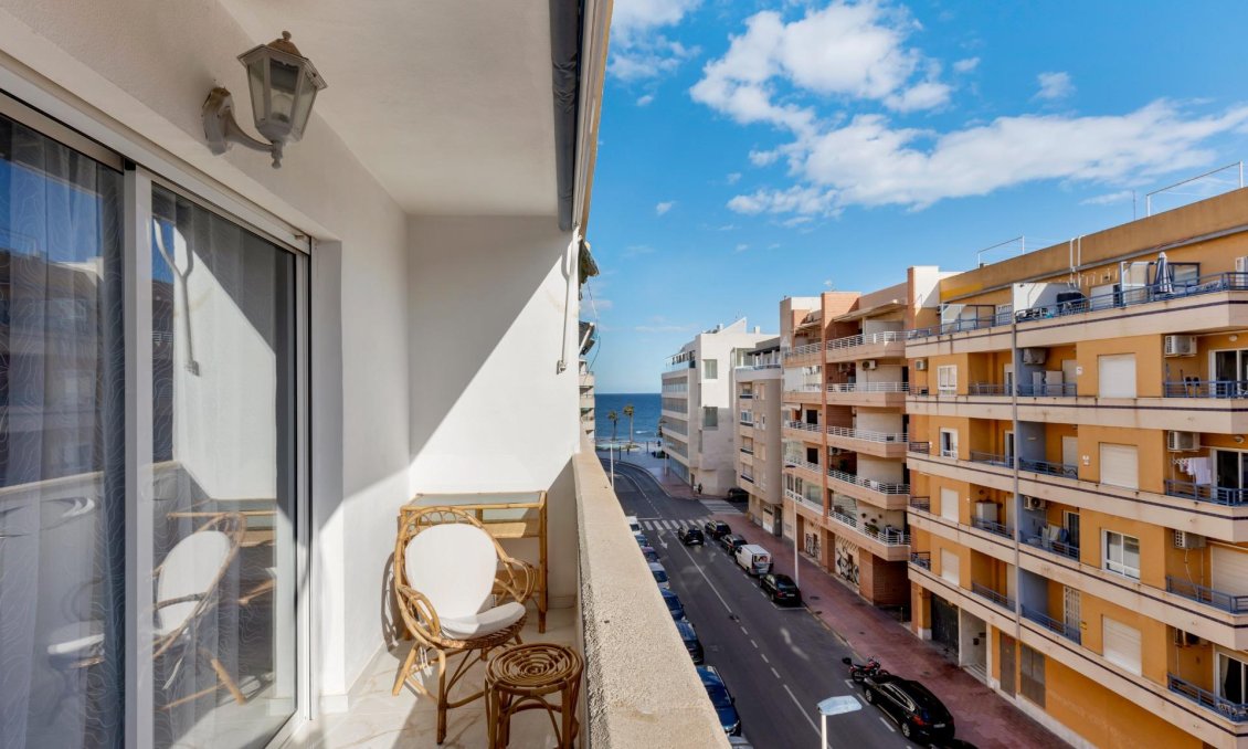 Segunda mano - Apartamento -
Torrevieja - Playa del Cura