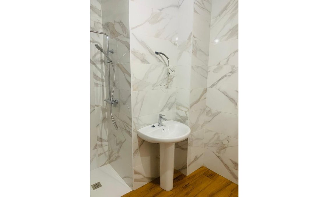 Wiederverkauf - Wohnung -
Torrevieja - Playa del Cura