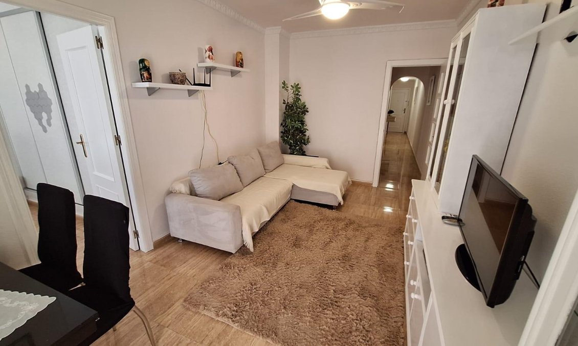 Használt Ingatlanok - Apartman -
Torrevieja - Playa del Cura