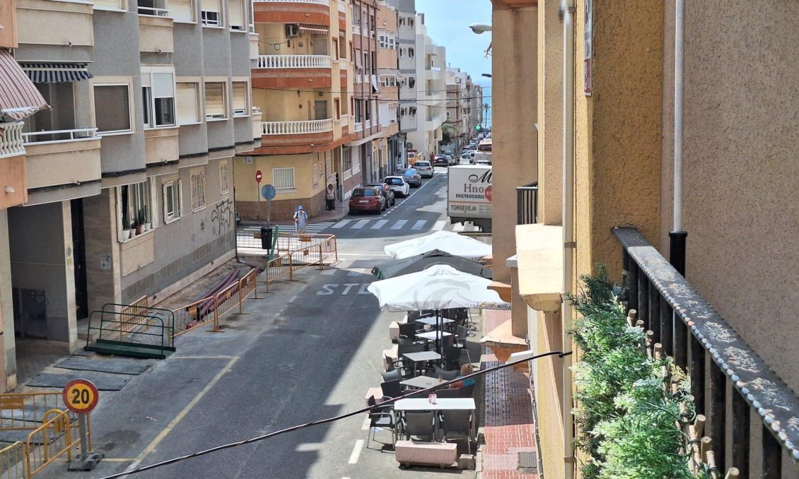 Használt Ingatlanok - Apartman -
Torrevieja - Playa del Cura