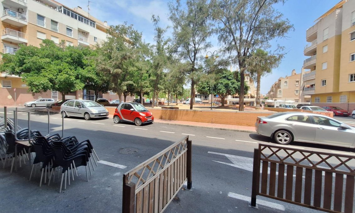 Használt Ingatlanok - Apartman -
Torrevieja - Playa del Cura