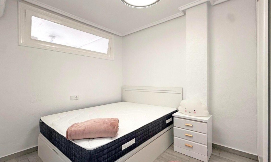 Wiederverkauf - Wohnung -
Torrevieja - Playa del Cura