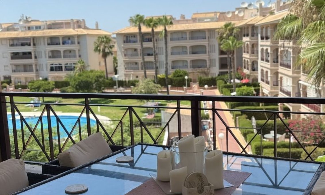 Segunda mano - Apartamento -
Orihuela Costa - Costa Blanca