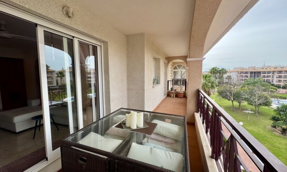 Segunda mano - Apartamento -
Orihuela Costa - Costa Blanca