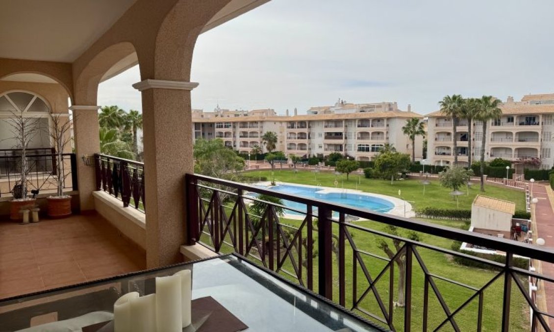 Segunda mano - Apartamento -
Orihuela Costa - Costa Blanca