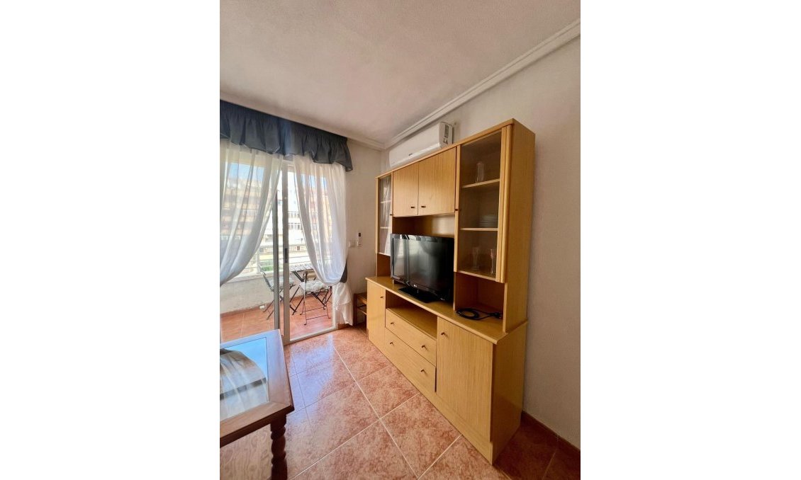 Segunda mano - Apartamento -
Torrevieja - Playa de los Locos