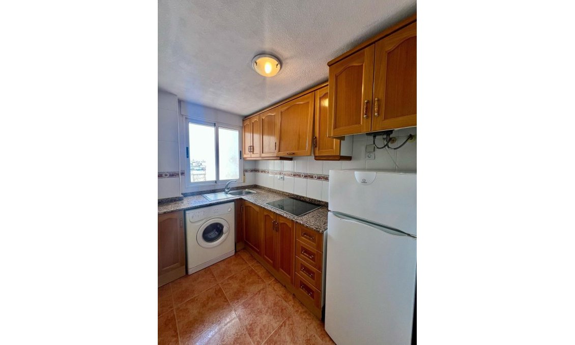 Segunda mano - Apartamento -
Torrevieja - Playa de los Locos