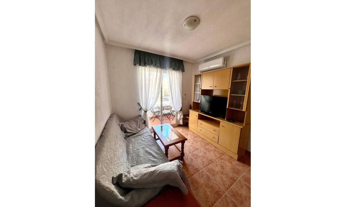 Segunda mano - Apartamento -
Torrevieja - Playa de los Locos