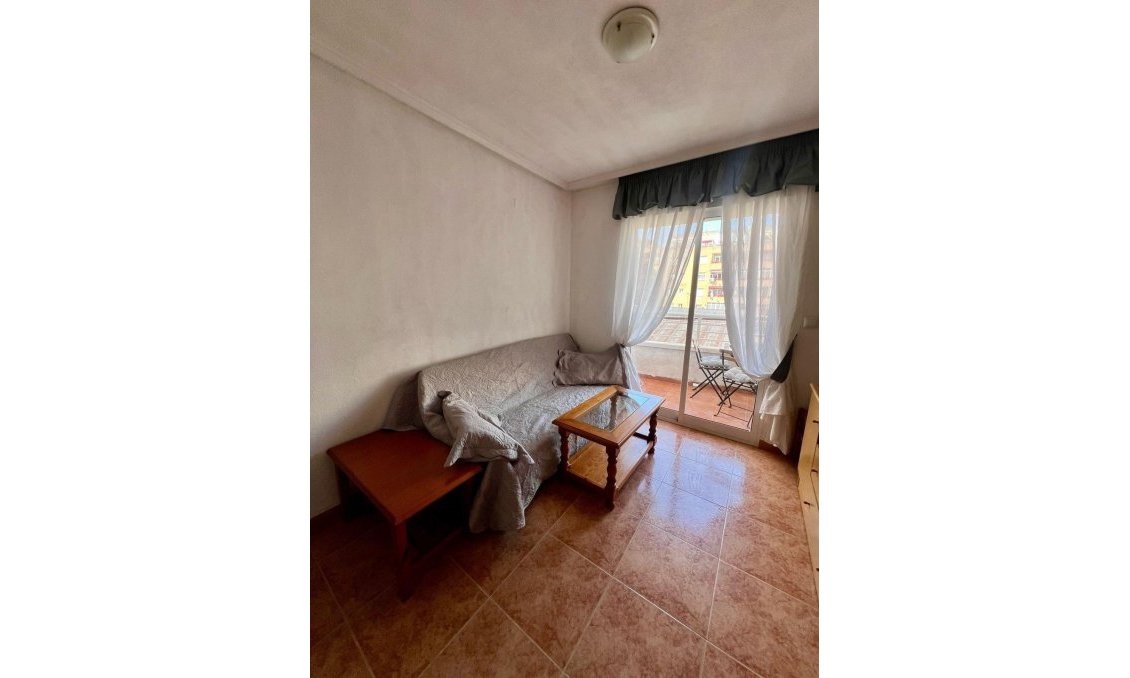 Segunda mano - Apartamento -
Torrevieja - Playa de los Locos