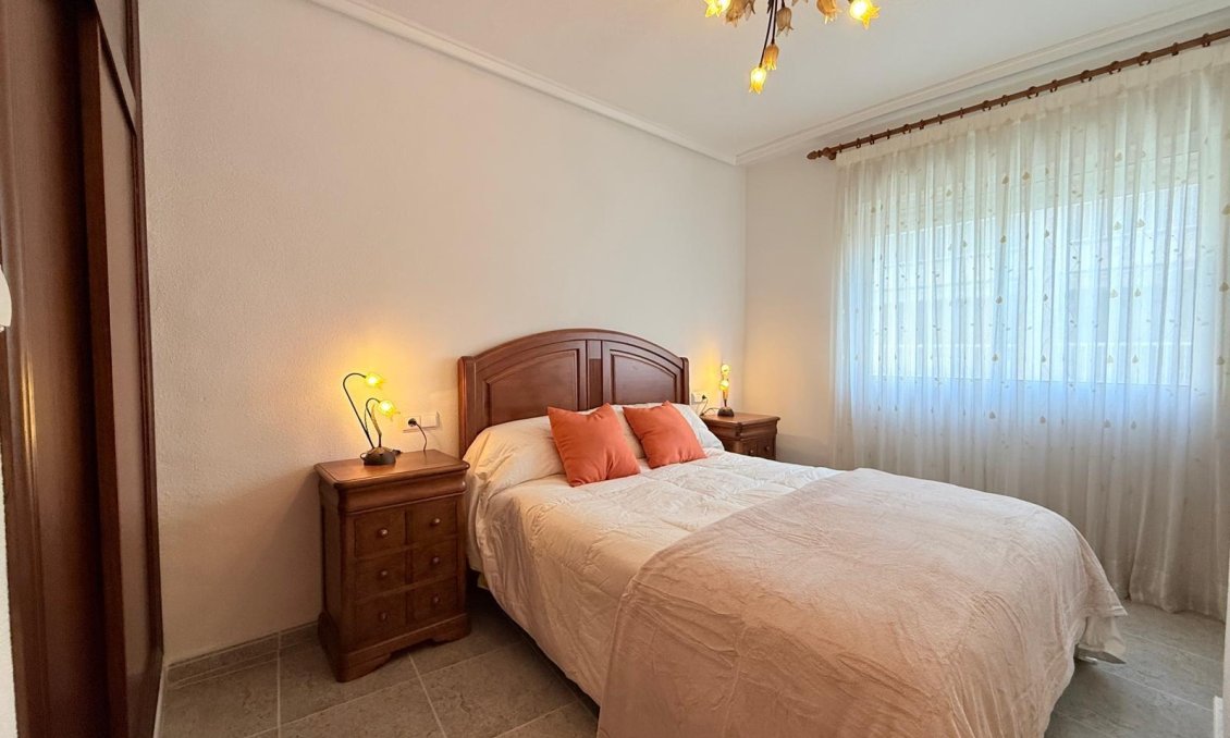 Revente - Appartement -
Torrevieja - Playa de los Locos