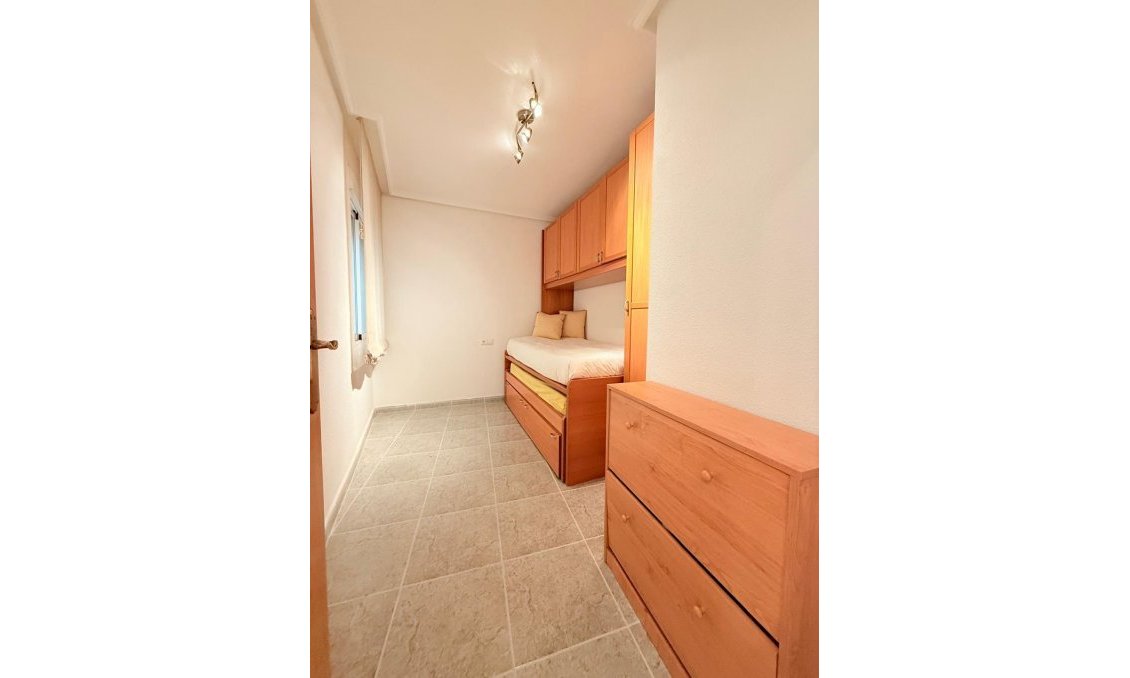Revente - Appartement -
Torrevieja - Playa de los Locos
