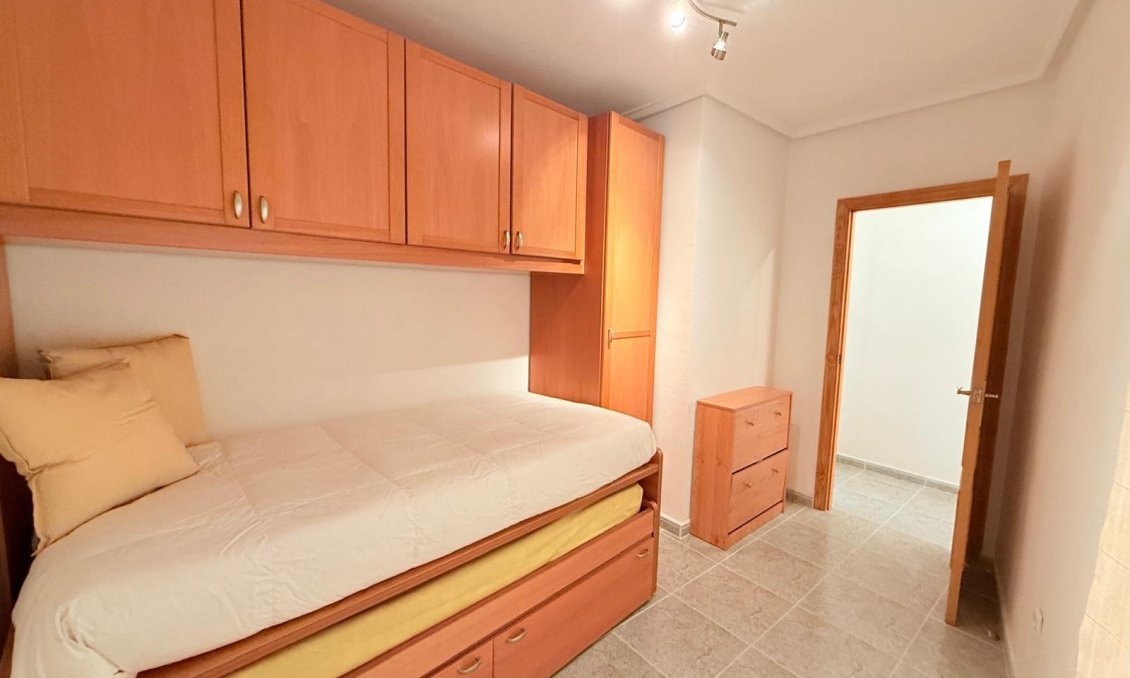 Revente - Appartement -
Torrevieja - Playa de los Locos