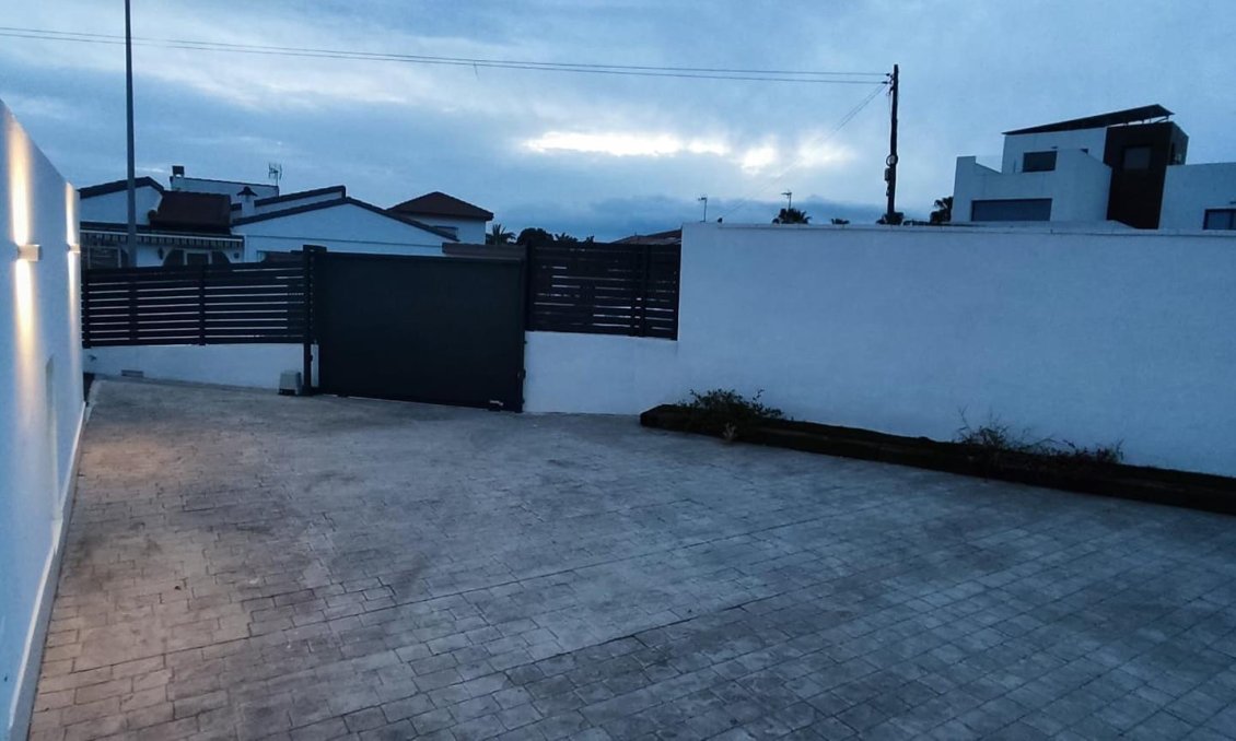 Segunda mano - Villa -
Ciudad Quesada - Costa Blanca Sur