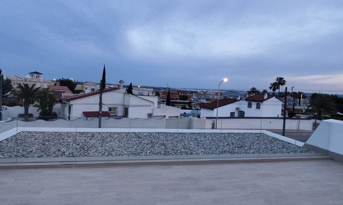 Segunda mano - Villa -
Ciudad Quesada - Costa Blanca Sur