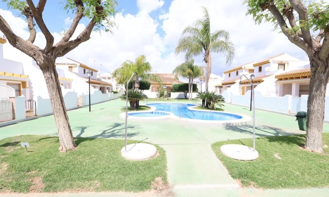 Segunda mano - Duplex -
Pilar de la Horadada - Costa Blanca