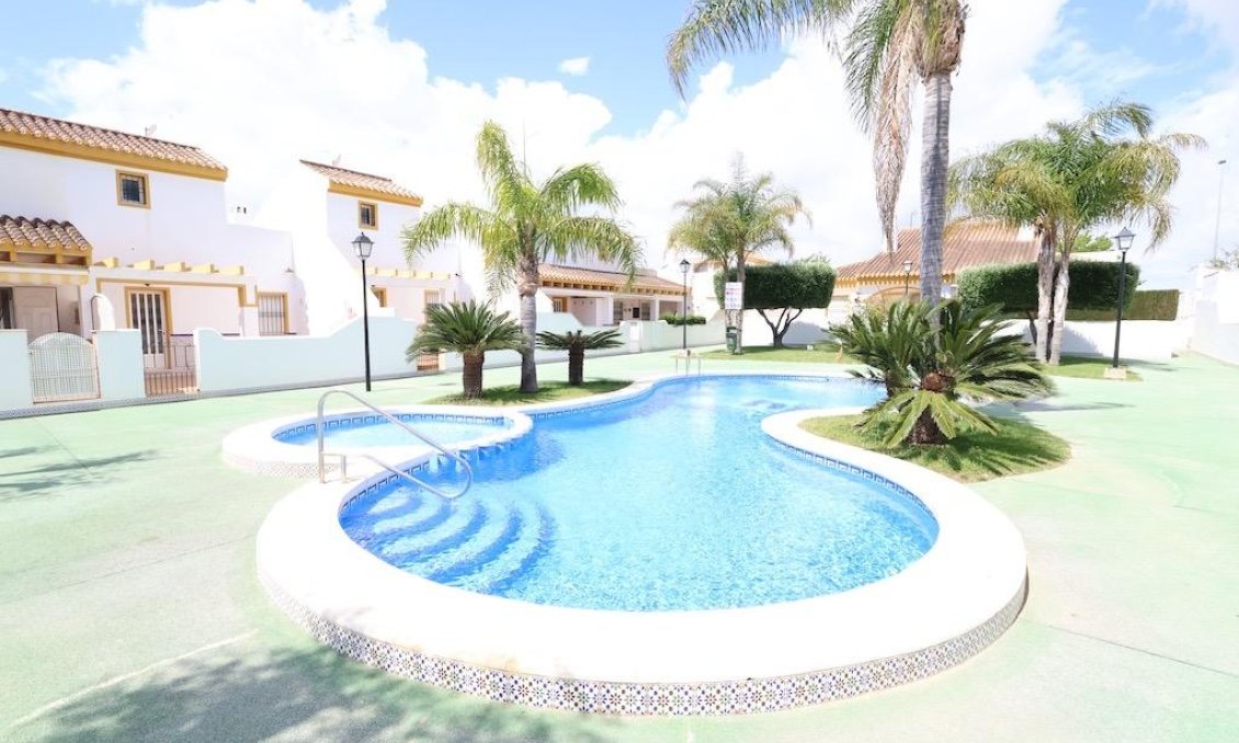 Segunda mano - Duplex -
Pilar de la Horadada - Costa Blanca