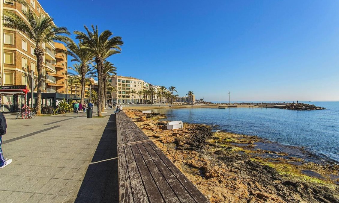 Segunda mano - Apartamento -
Torrevieja - Playa del Cura