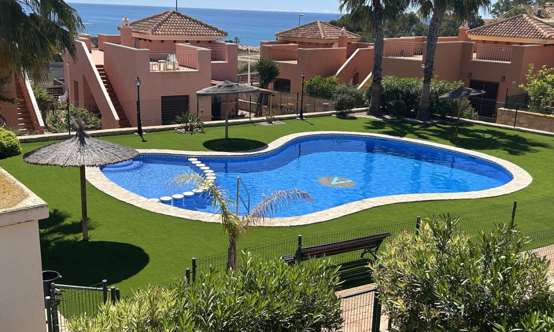 Segunda mano - Villa -
Isla Plana - Costa Calida