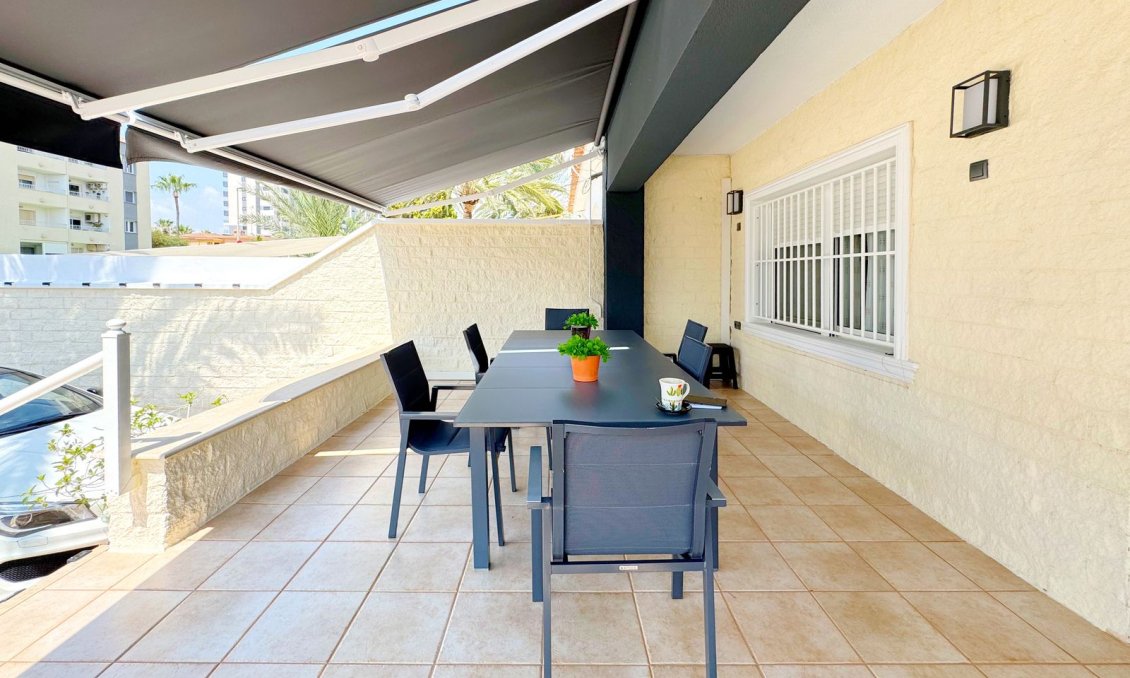 Segunda mano - Villa -
Torrevieja - Costa Blanca