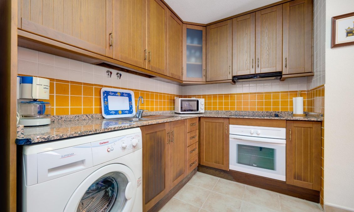 Segunda mano - Bungalow -
Torrevieja - Torrejón