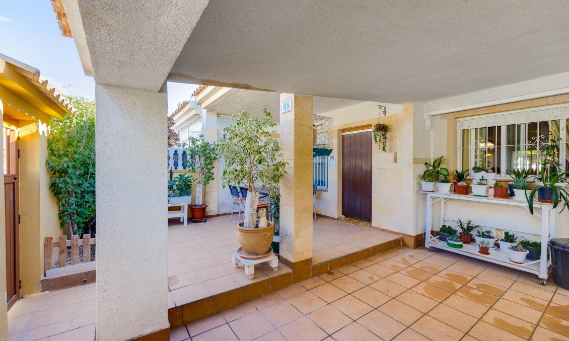 Segunda mano - Town House -
Torrevieja - Aguas Nuevas 2