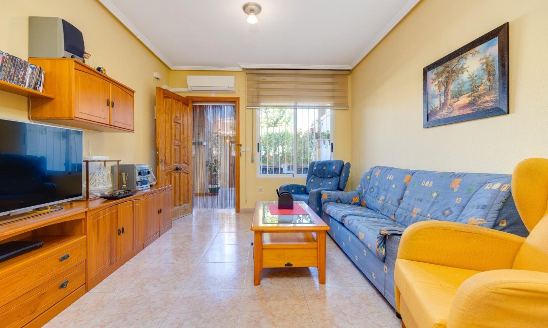 Segunda mano - Town House -
Torrevieja - Aguas Nuevas 2