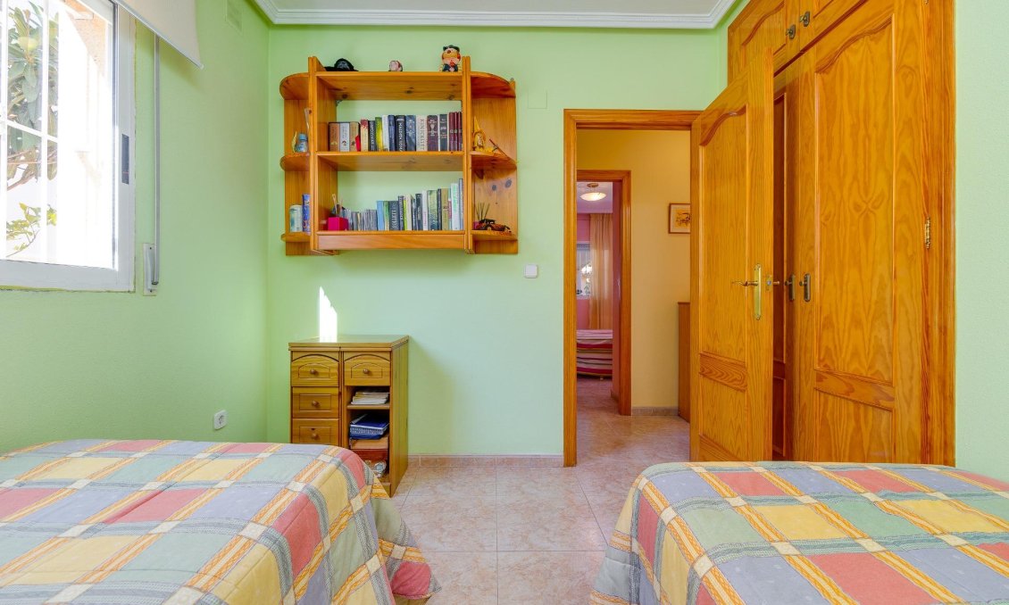 Segunda mano - Town House -
Torrevieja - Aguas Nuevas 2