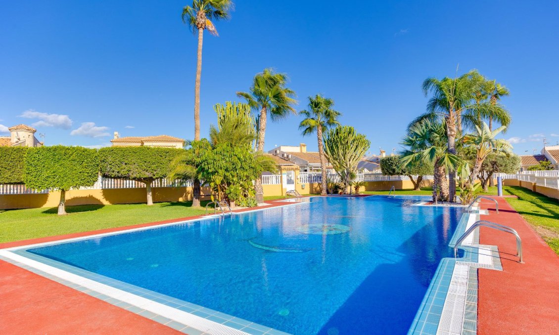 Segunda mano - Town House -
Torrevieja - Aguas Nuevas 2